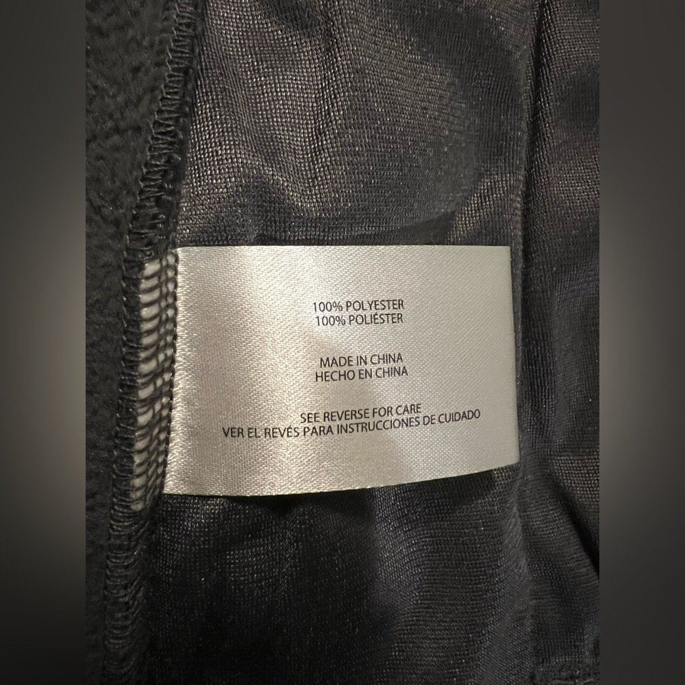 NWT Eddie Bauer fleece vest. Size XL. - Picture 5 of 6